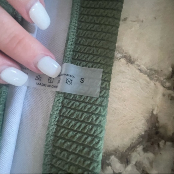 Green Ribbed Bikini Set - Picture 9 of 10